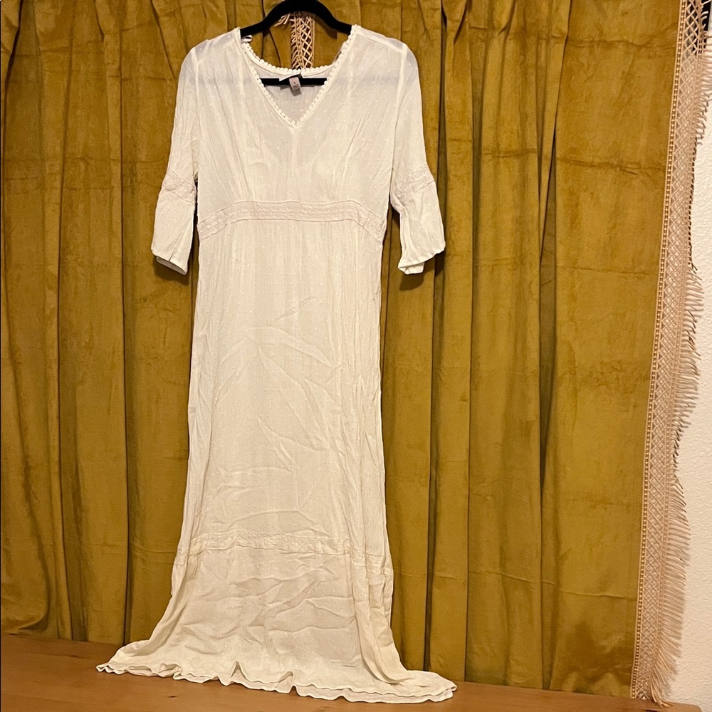 Knox Rose Cream Maxi Dress